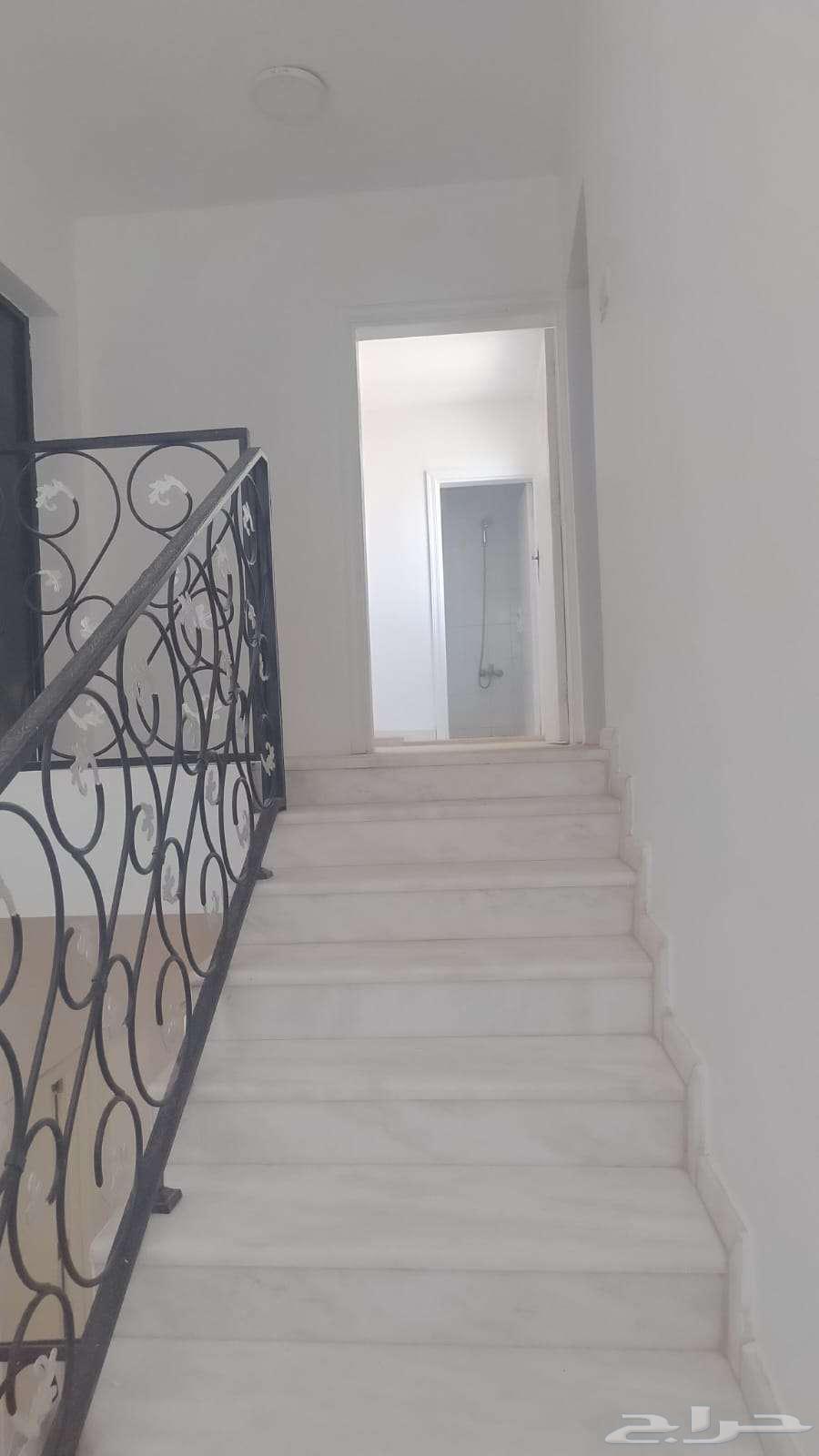 8 bedroom villa in Al Izdihar, Riyadh 3