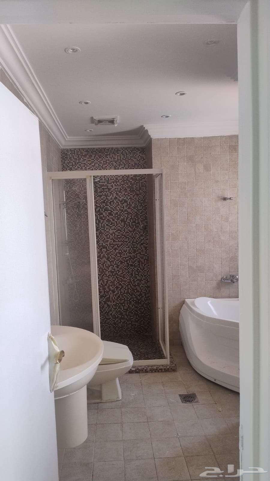 8 bedroom villa in Al Izdihar, Riyadh 19