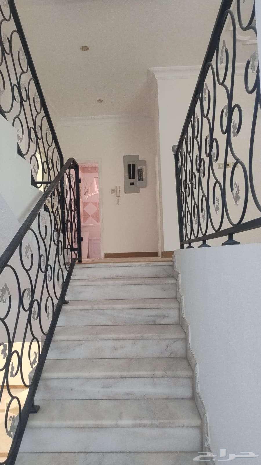 8 bedroom villa in Al Izdihar, Riyadh 23