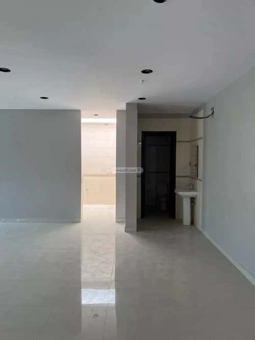 office in Granada, Riyadh 8