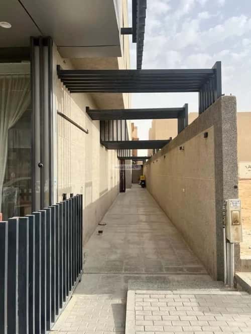 office in Granada, Riyadh 2