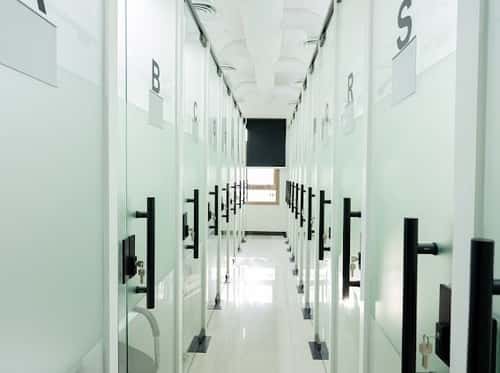 884 sqm office in Al Aridh 9