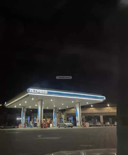 محل 530 م² في طويق 12