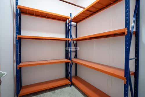 9000 sqm office in As Suwaidi 5