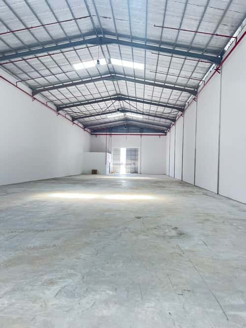 warehouse in Al Sulay 3