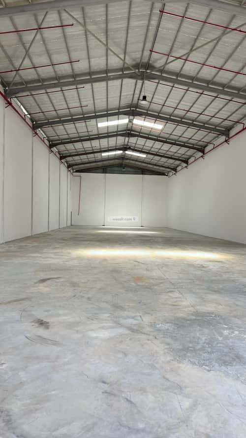 warehouse in Al Sulay 4