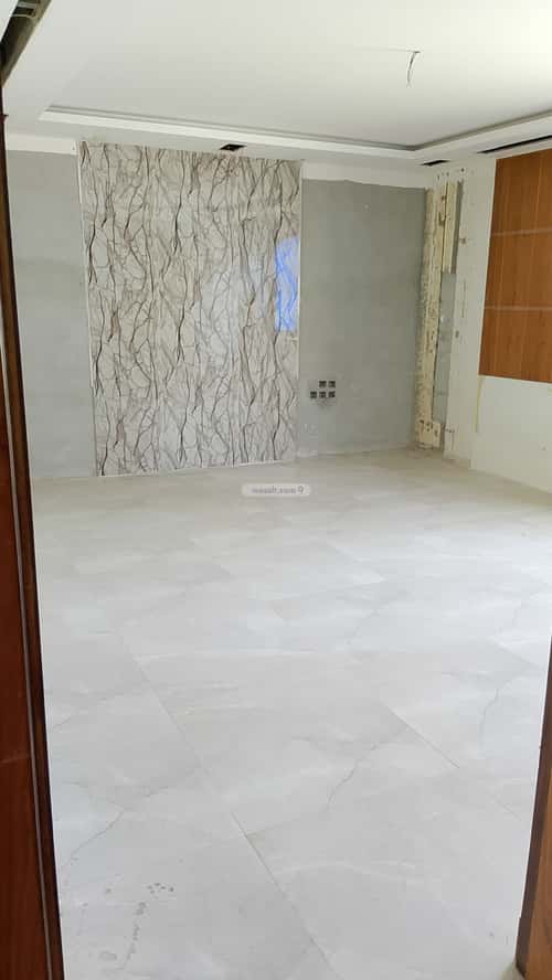 200 sqm office in Al Rawdah 9