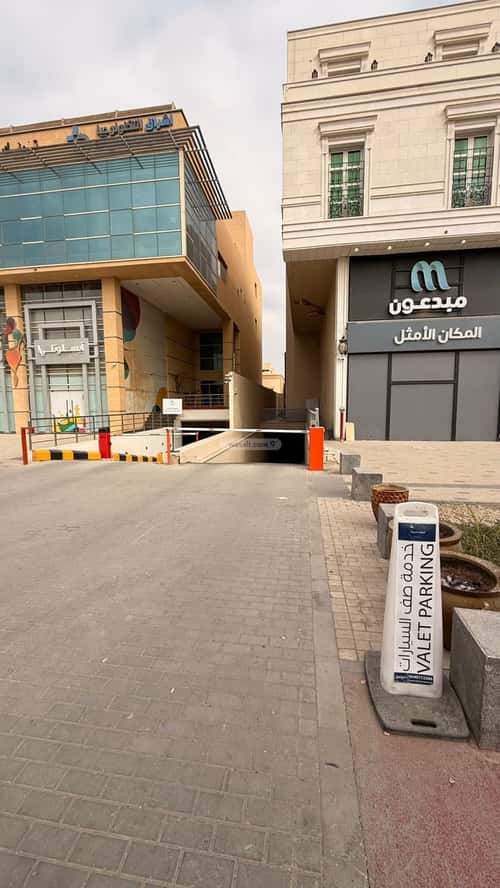 622 sqm office in Al Aqiq 14