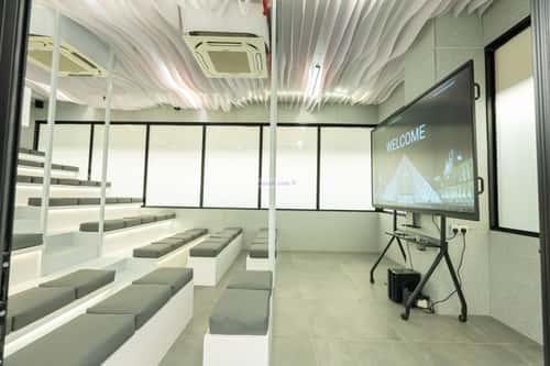 9000 sqm office in As Suwaidi 6