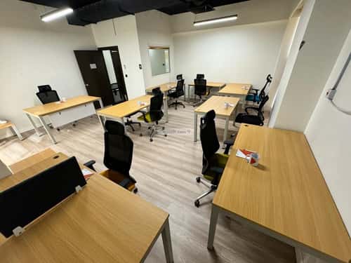 3000 sqm office in King Abdul Aziz 7