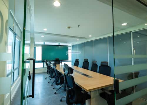 9000 sqm office in As Suwaidi 3