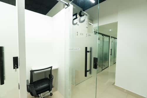 3000 sqm office in King Abdul Aziz 4