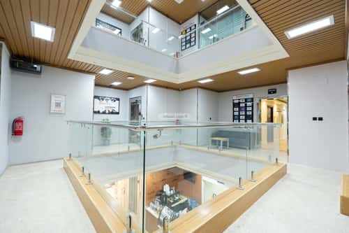 3000 sqm office in King Abdul Aziz 10