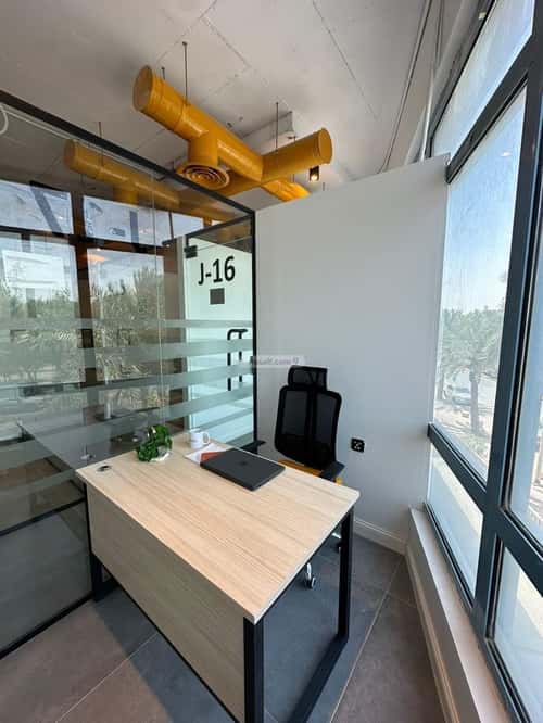 9000 sqm office in As Suwaidi 10