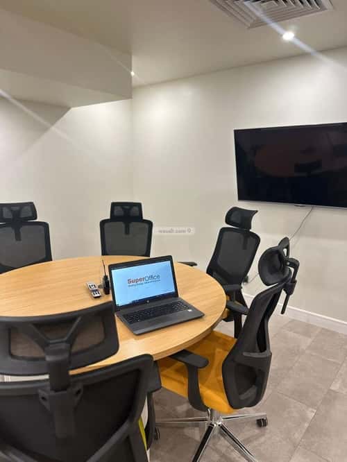 9000 sqm office in As Suwaidi 10