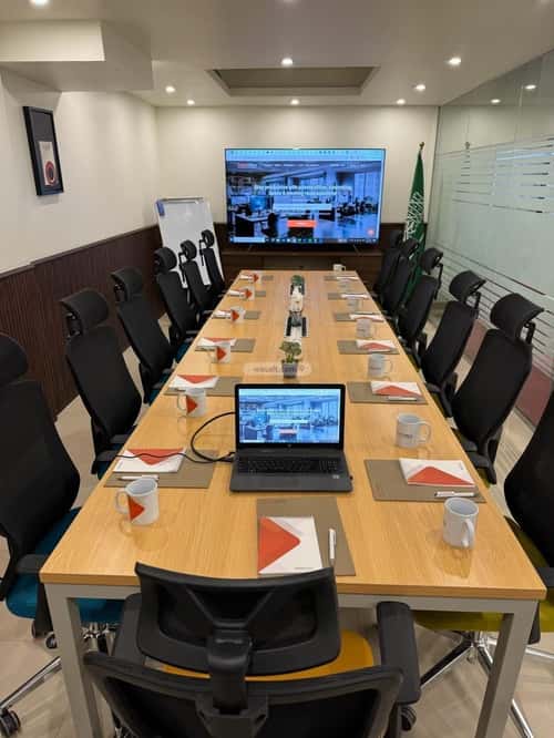 3000 sqm office in King Abdul Aziz 8