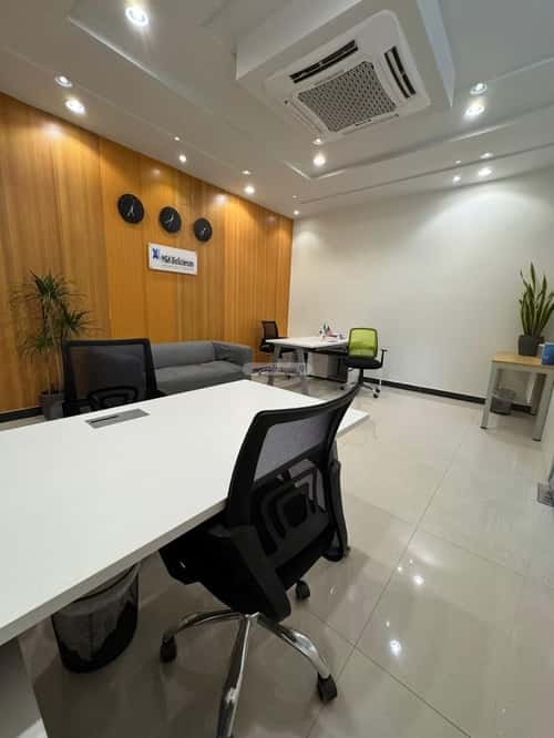 884 sqm office in Al Aridh 3