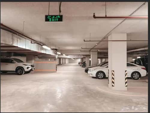 884 sqm office in Al Aridh 5