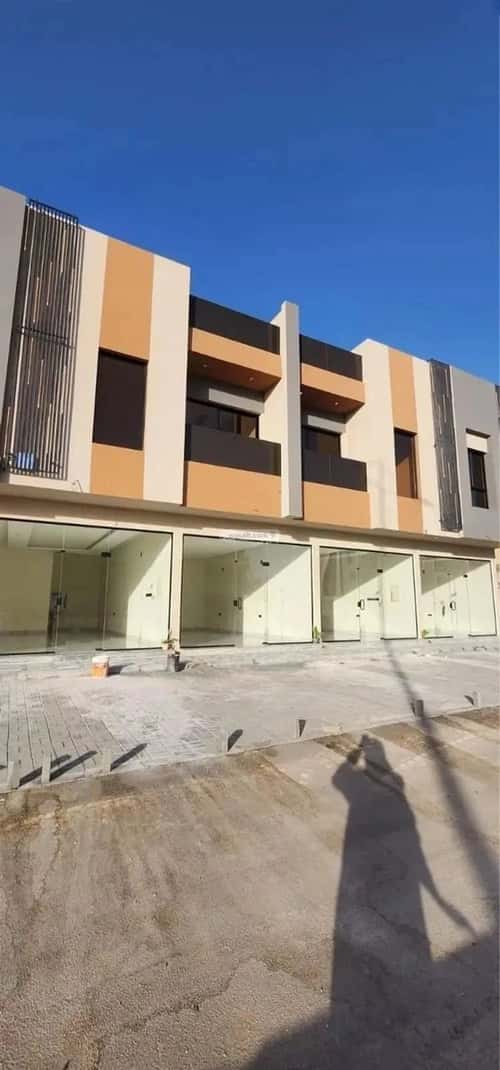 محل 625 م² في العارض 5