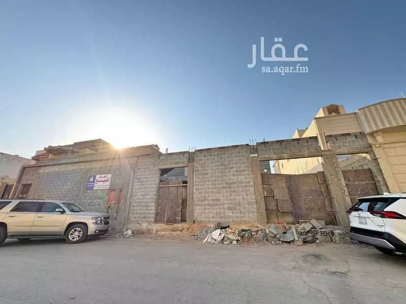 فيلا 4 غرف في الجنادرية 8