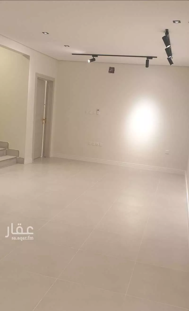 فيلا 4 غرف في اليرموك 15