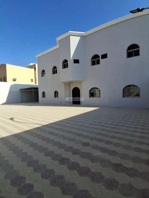 5 bedroom floor in Al Khaleej 4