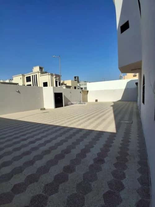 5 bedroom floor in Al Khaleej 7