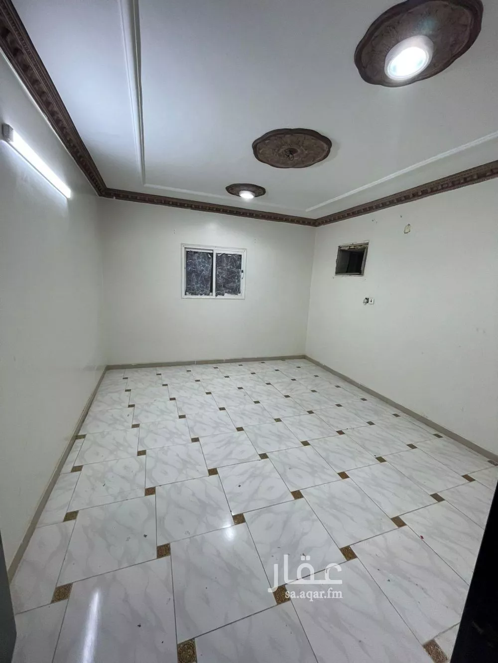 3 bedroom apartment in Al Yarmouk 3