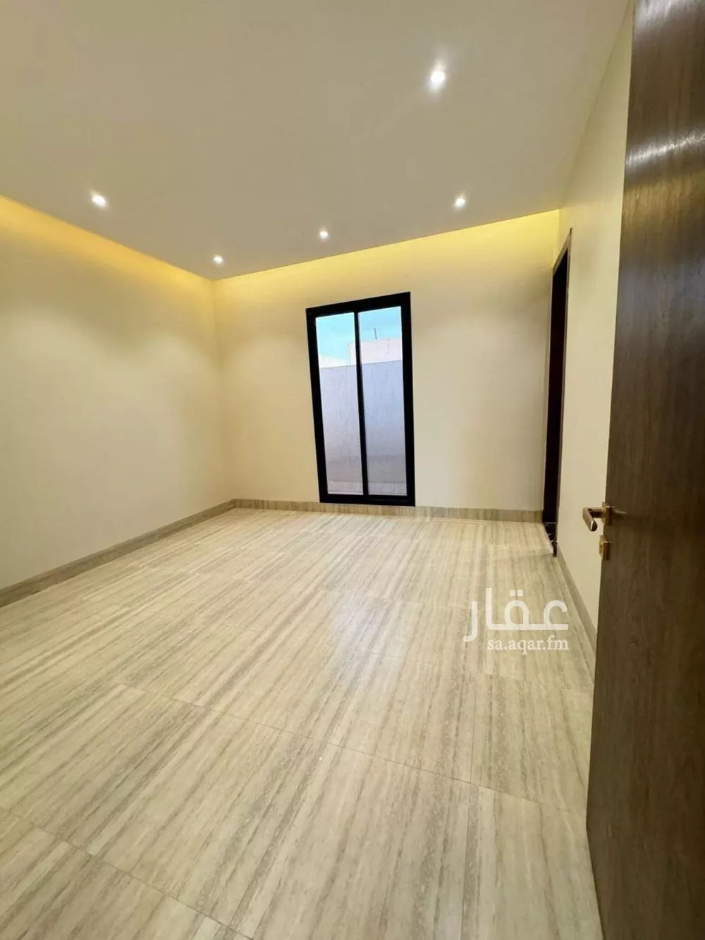 5 bedroom apartment in Al Rimal 12