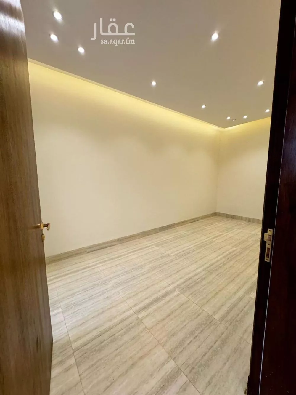 5 bedroom apartment in Al Rimal 16