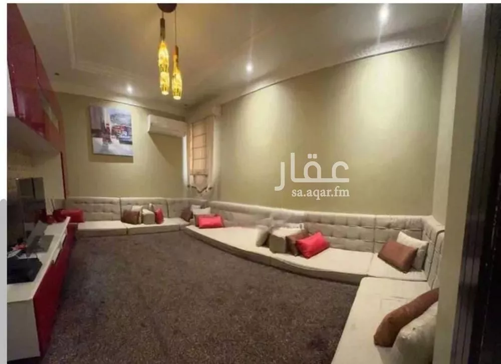 3 bedroom apartment in Al Ghadir 4