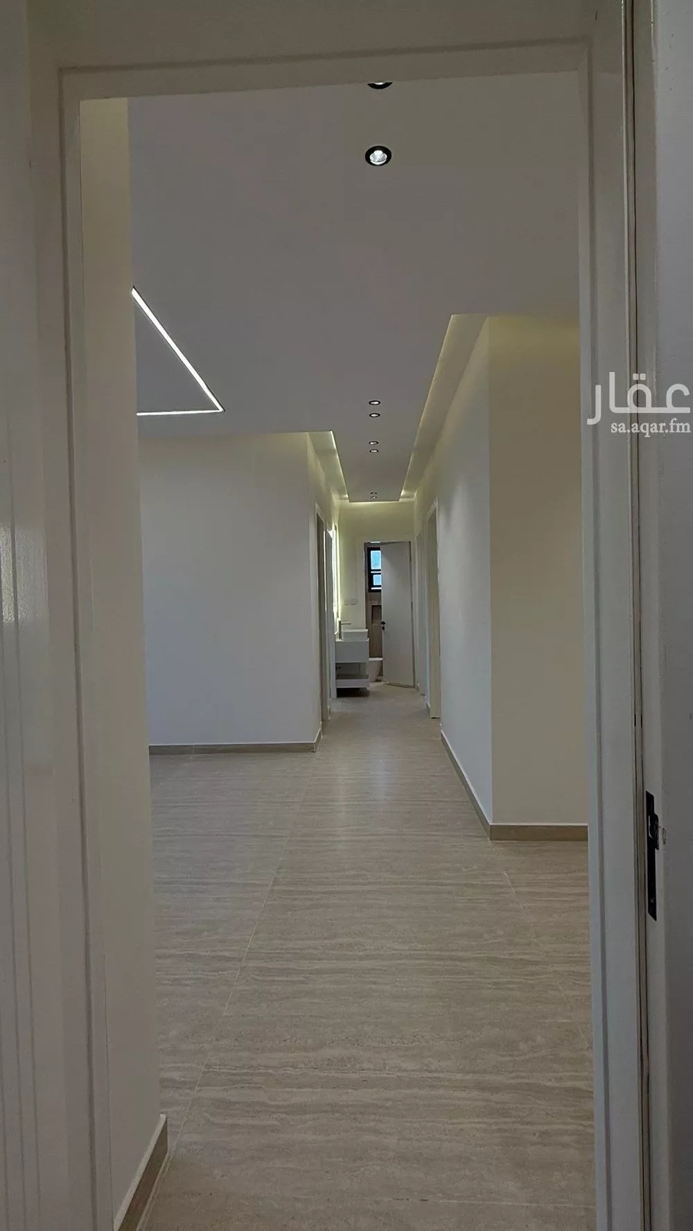 4 bedroom apartment in Al Hazm 5