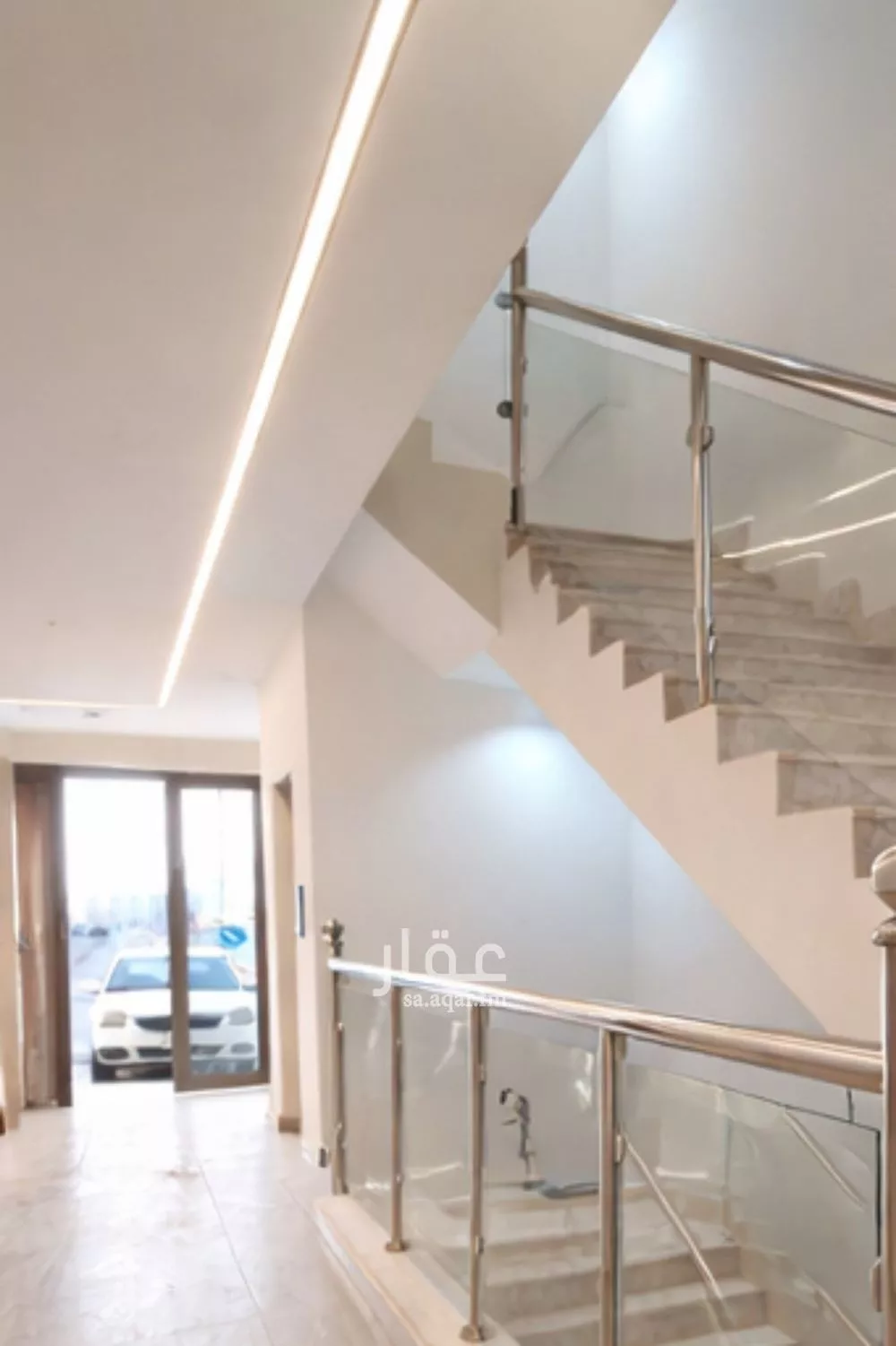3 bedroom floor in Al Hazm 18