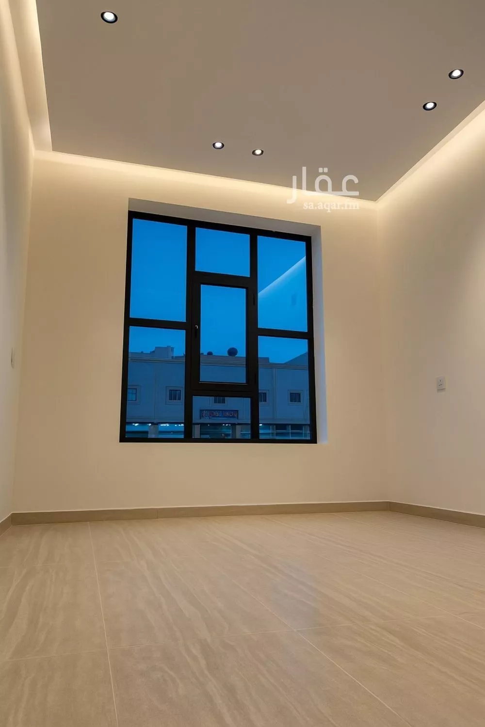 3 bedroom floor in Al Hazm 4