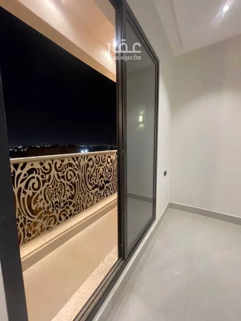 4 bedroom apartment in Al Marwa 10