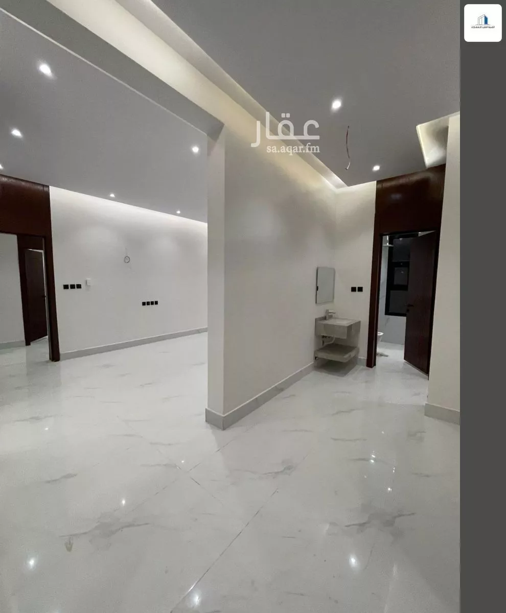 3 bedroom apartment in Al Marwa 19