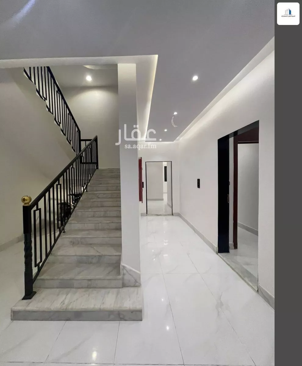 3 bedroom apartment in Al Marwa 6