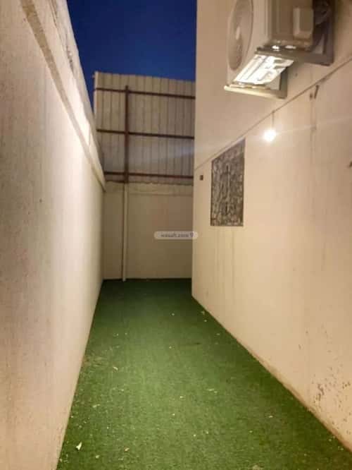 2 bedroom apartment in Al Nuzhah 4