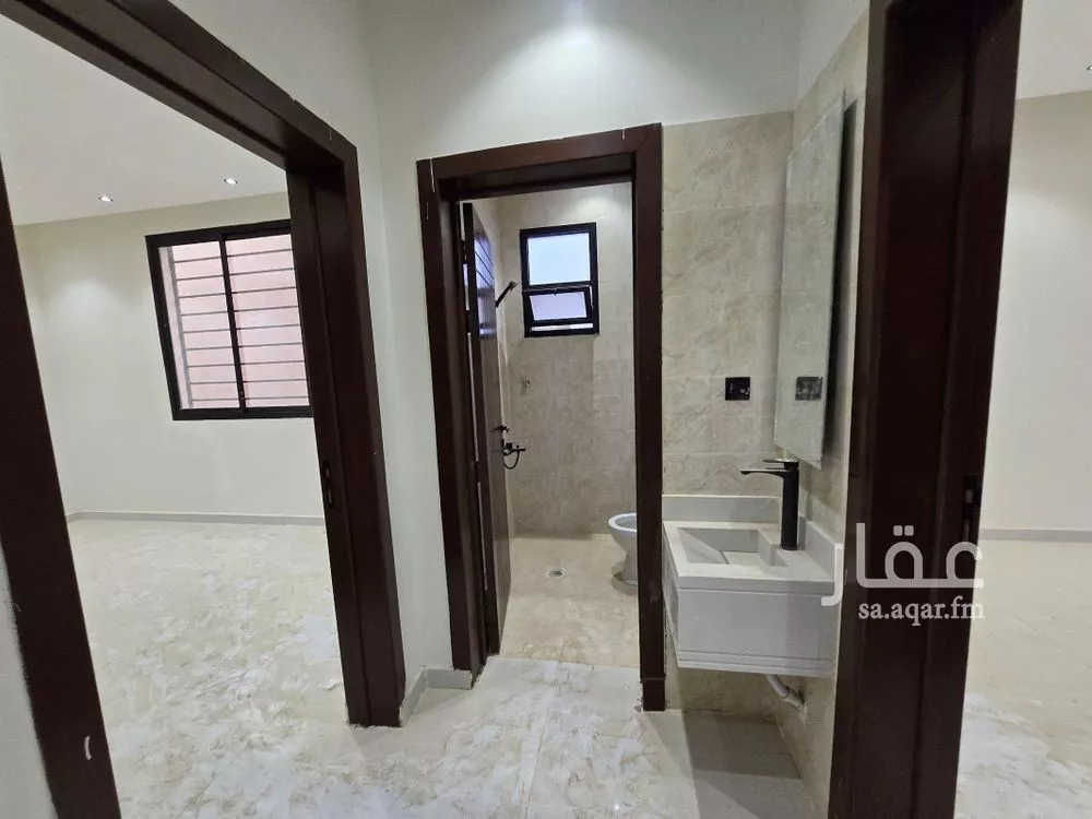 شقة 5 غرف في بدر 13