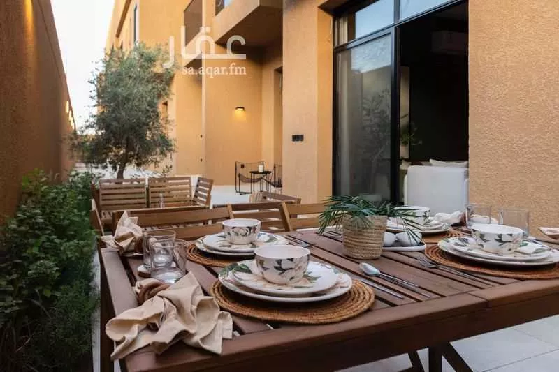 4 bedroom apartment in Al Rimal 11