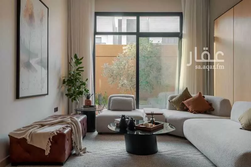4 bedroom apartment in Al Rimal 6