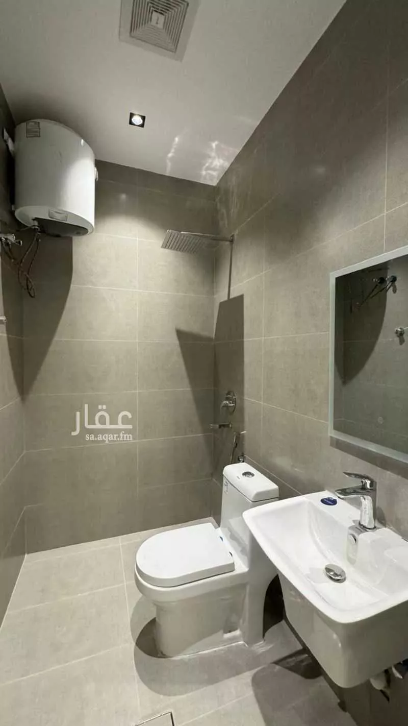 شقة 3 غرف في العارض 10