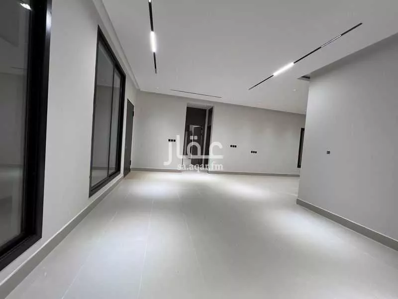 3 bedroom floor in Al Janadriyah 3