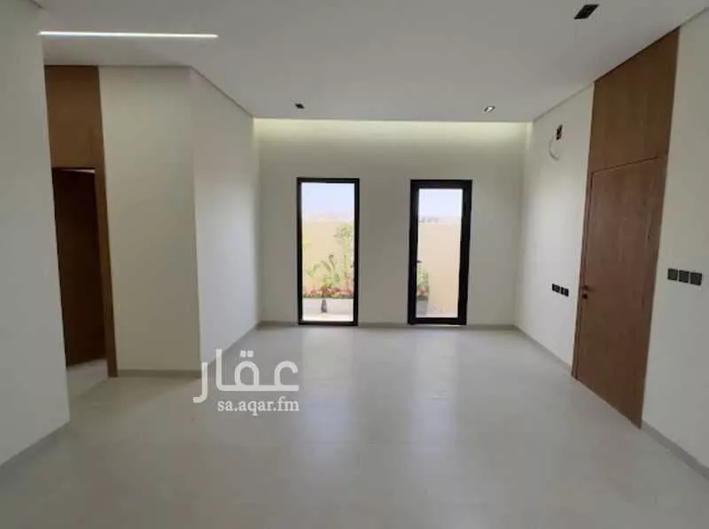 4 bedroom floor in Ash Sharq 9