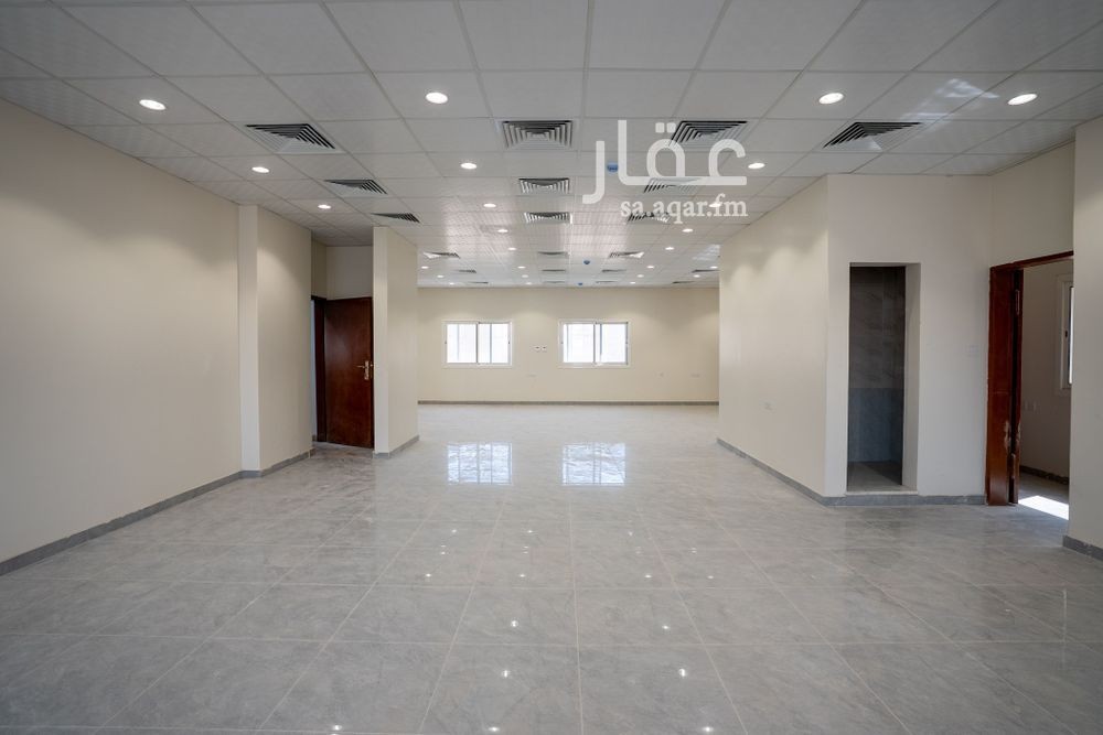 6 bedroom building in Al Malaz, Riyadh 11