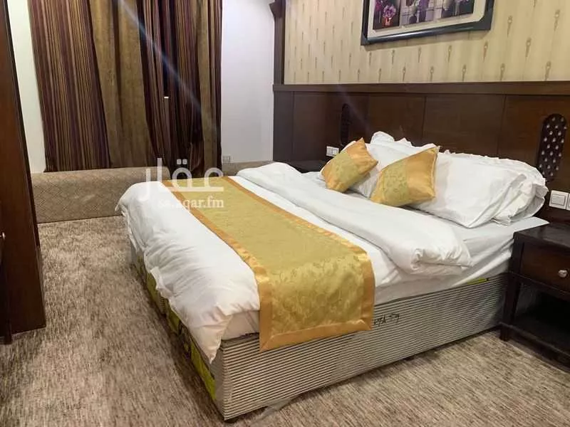 شقة في بطحاء قريش