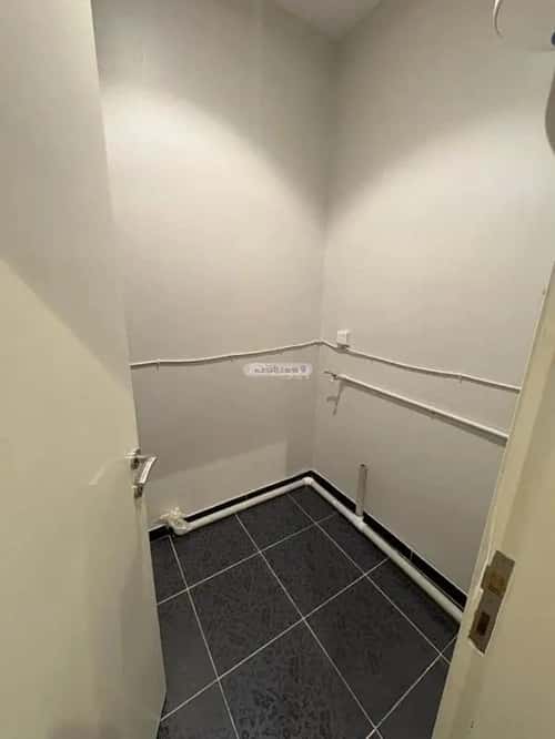 3 bedroom apartment in Al Malqa 4