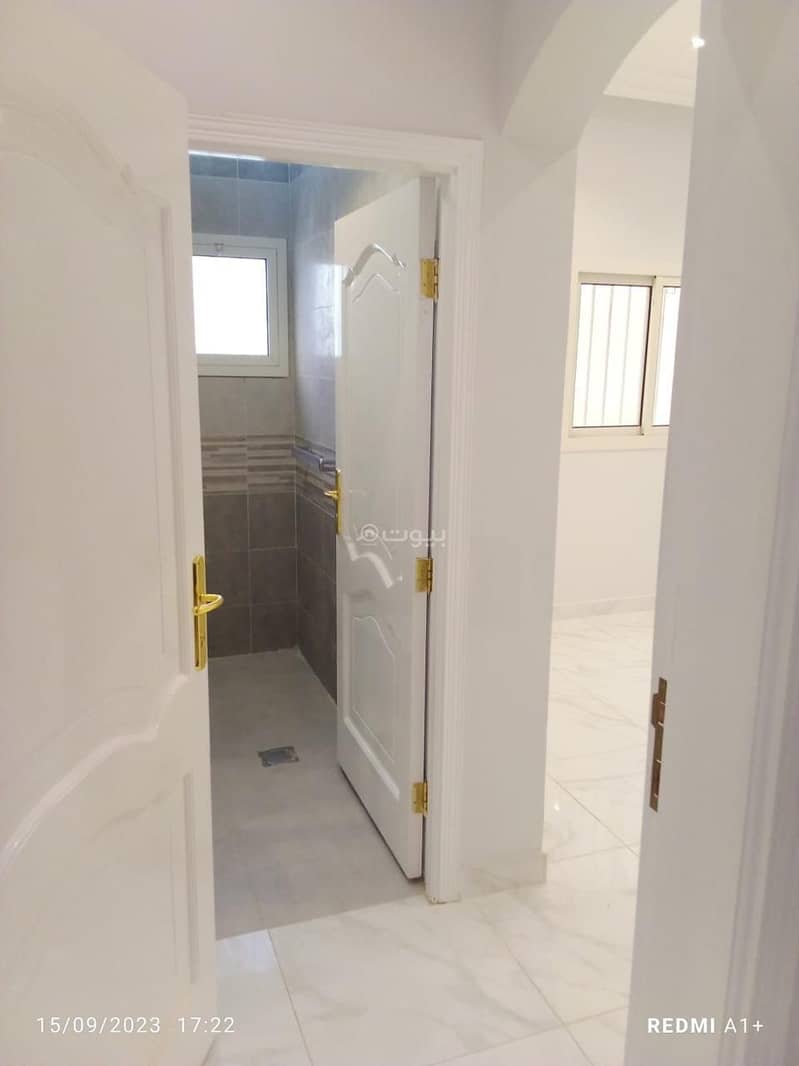 5 bedroom apartment in Al Rawabi, Madinah 10