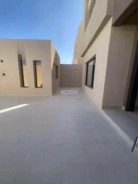 4 bedroom villa in Riyadh 1