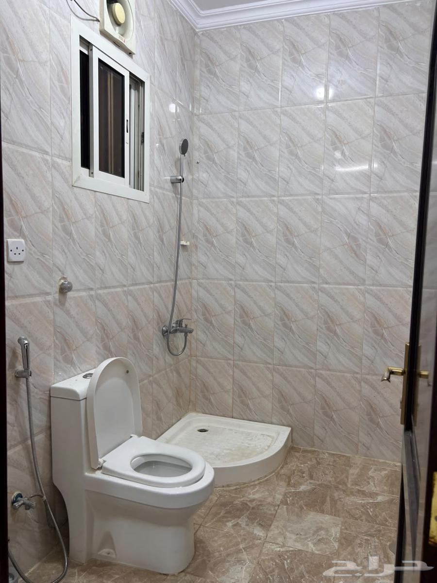 4 bedroom apartment in Al Khalidiyyah, Madinah 11